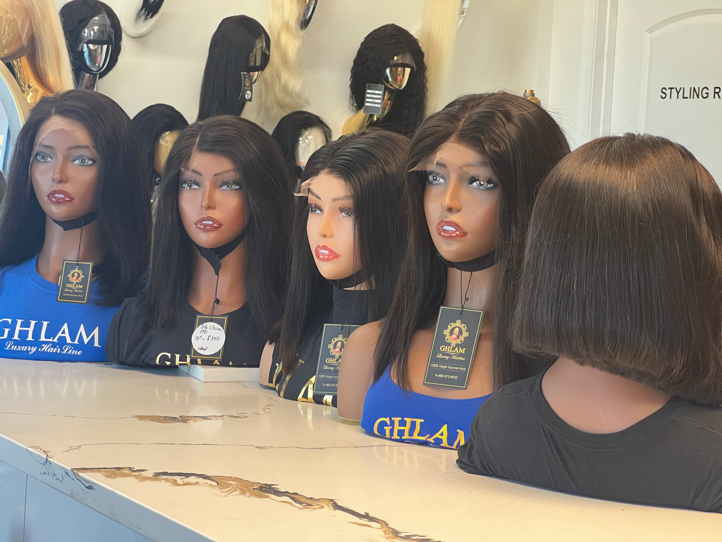 BLUNT CUT CLOSURE WIG